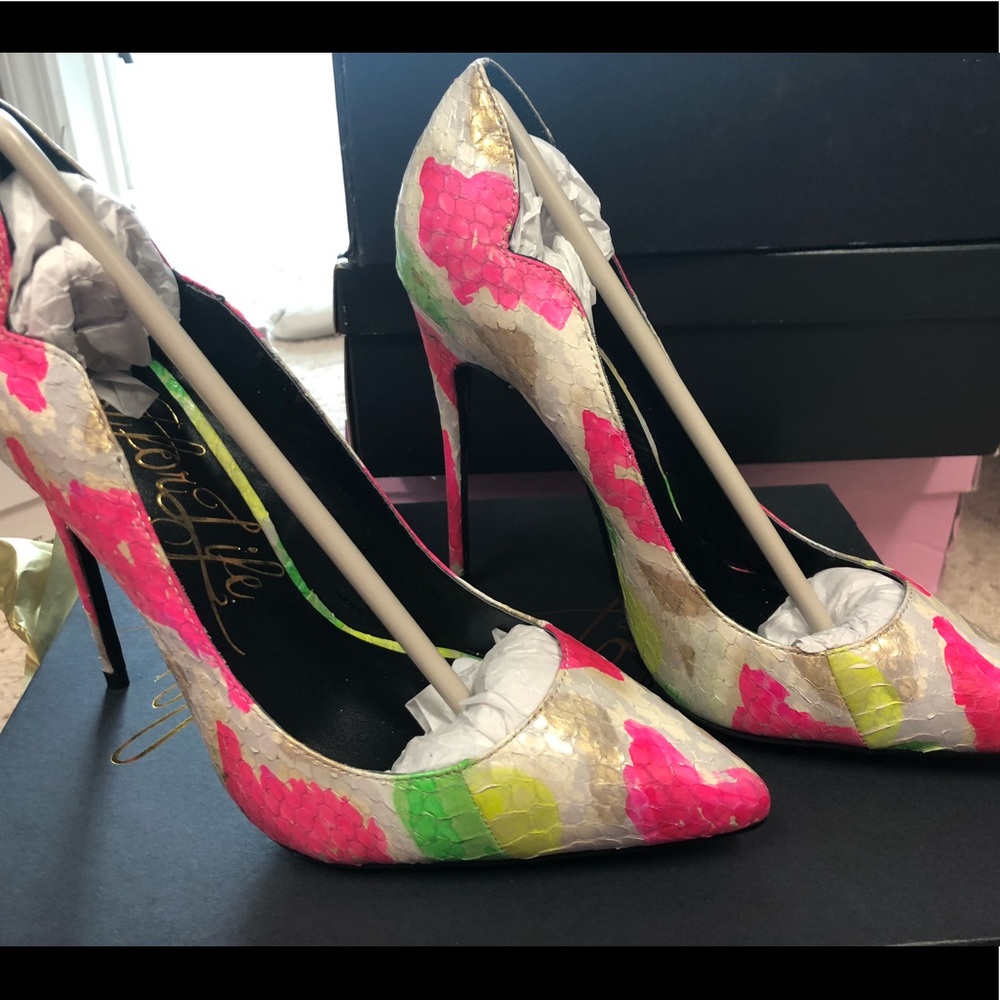 Lust for Life white/Multi Colored pumps
